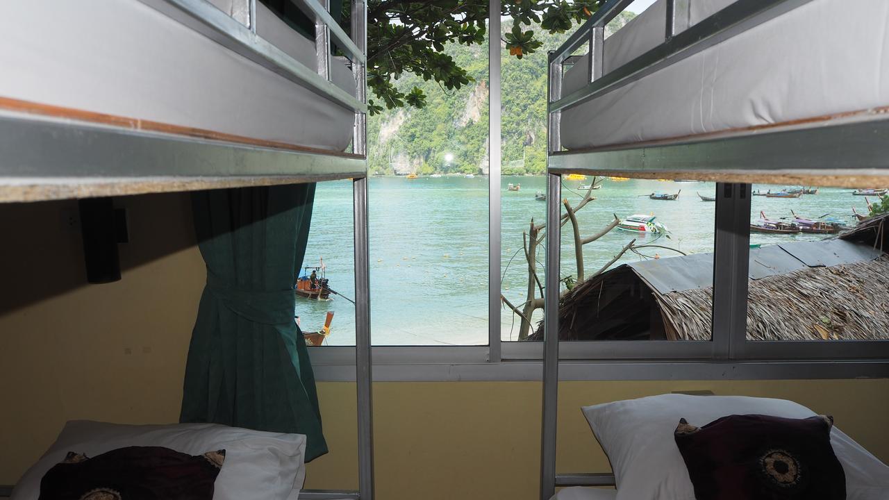 Chaokoh Phi Phi Hostel Bagian luar foto