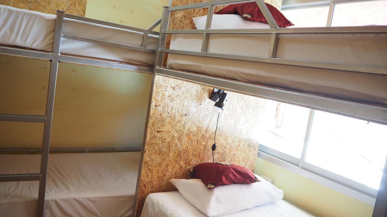 Chaokoh Phi Phi Hostel Bagian luar foto