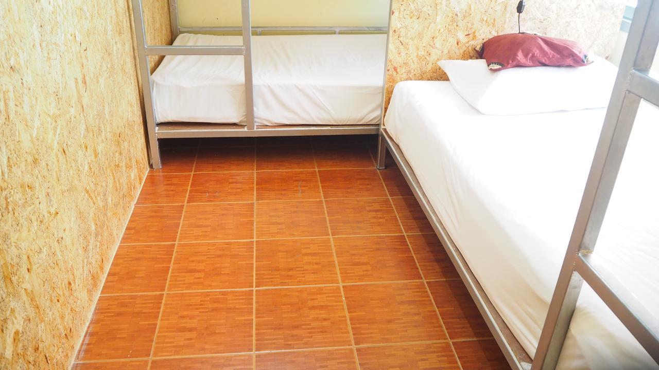 Chaokoh Phi Phi Hostel Bagian luar foto