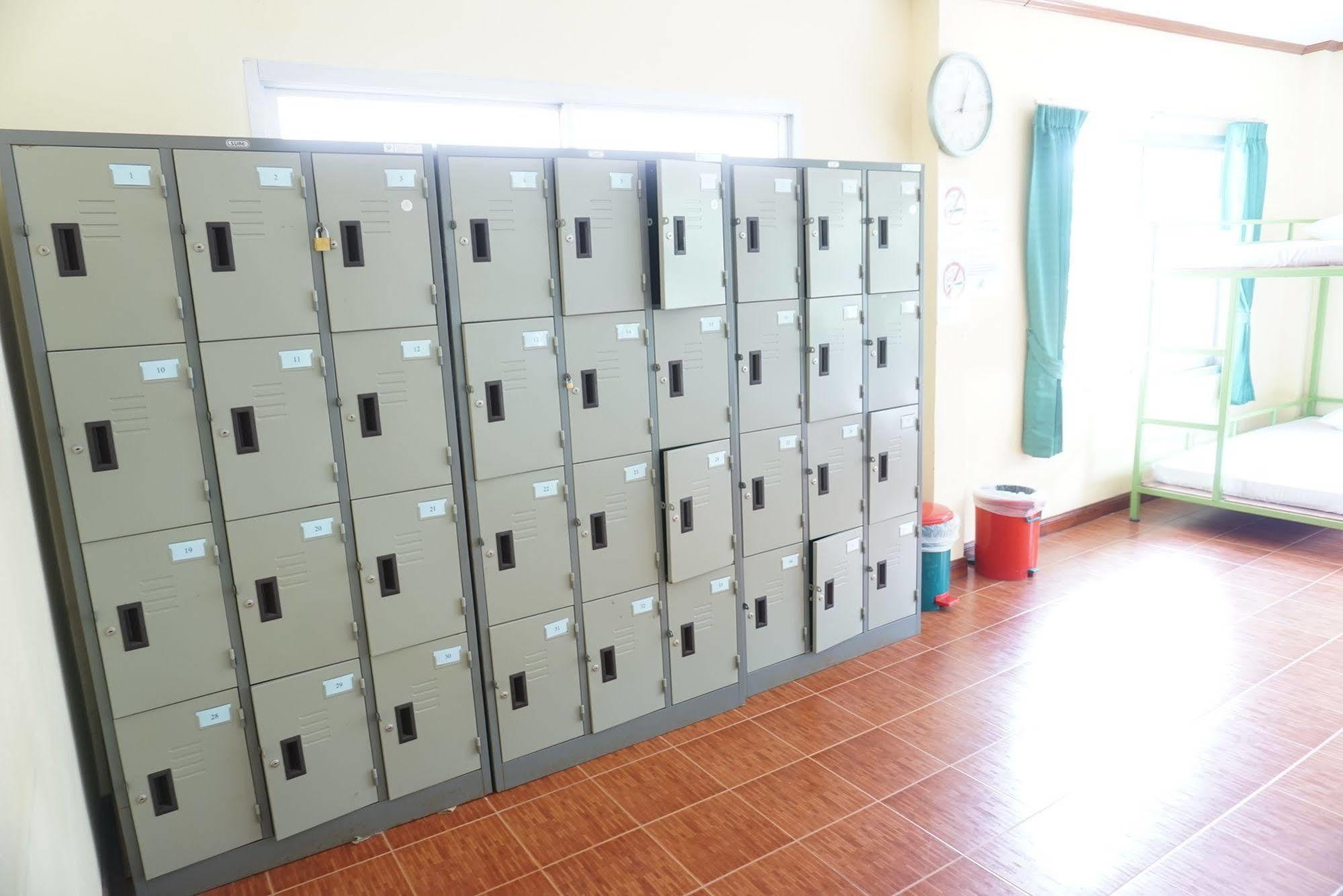 Chaokoh Phi Phi Hostel Bagian luar foto