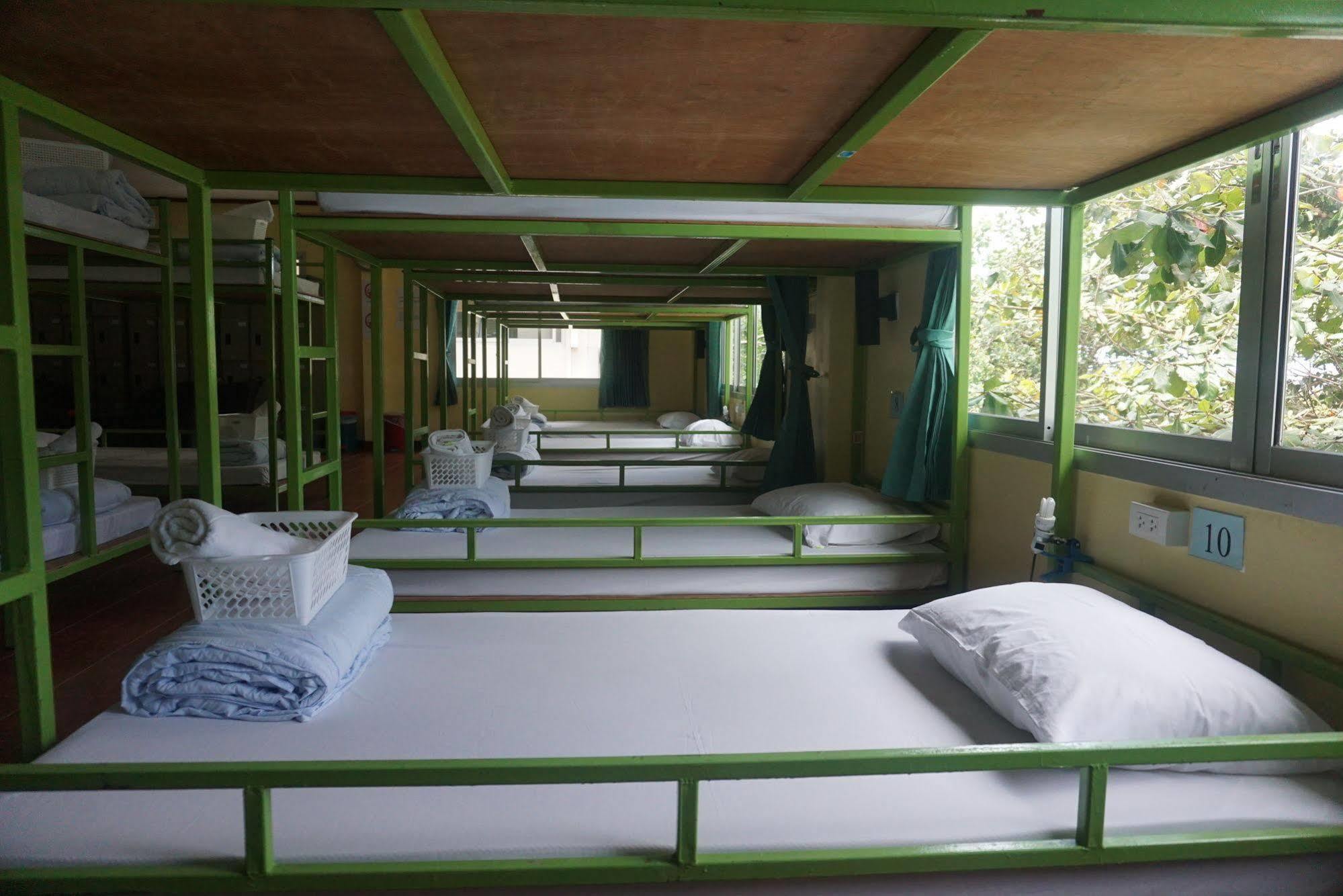 Chaokoh Phi Phi Hostel Bagian luar foto