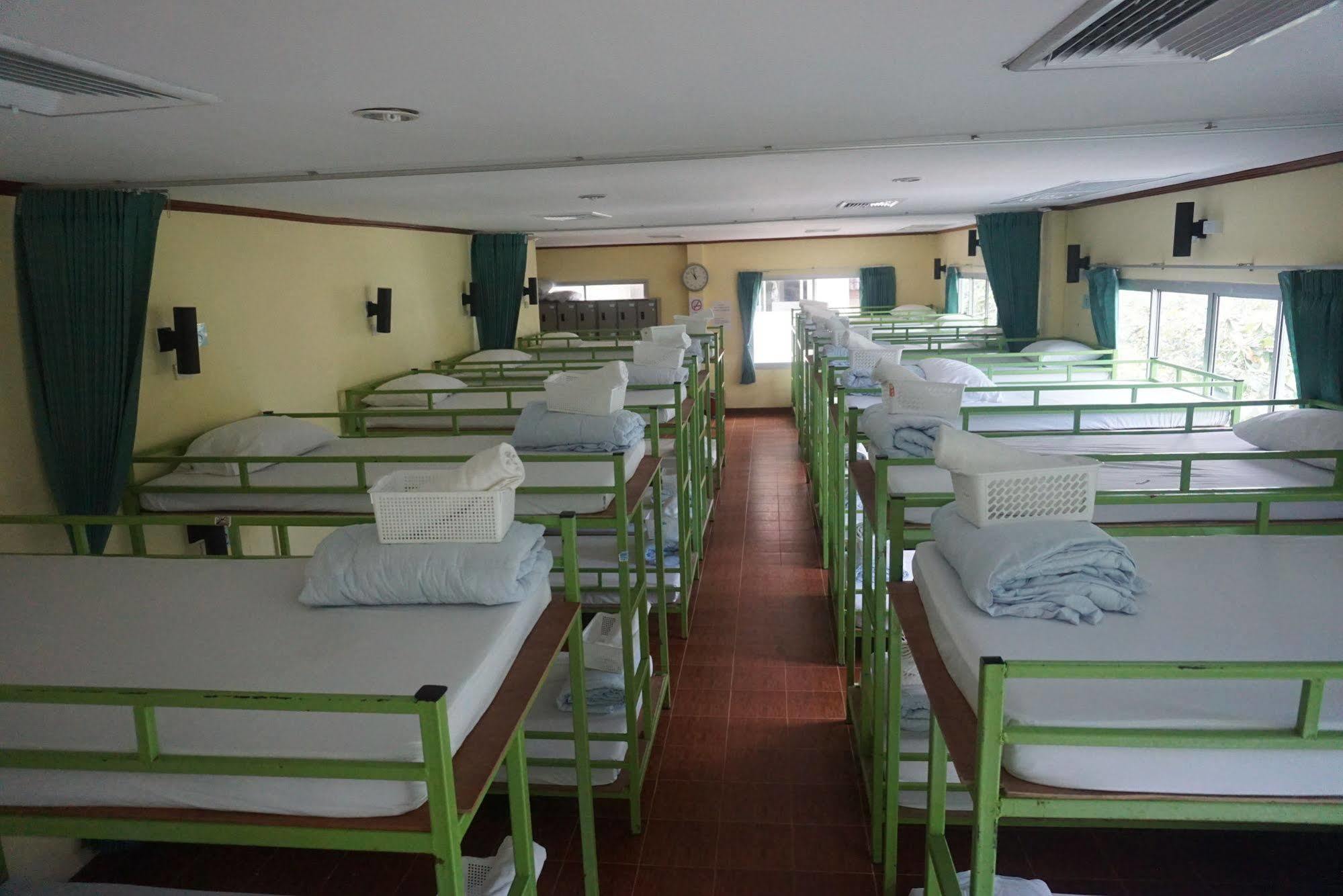 Chaokoh Phi Phi Hostel Bagian luar foto
